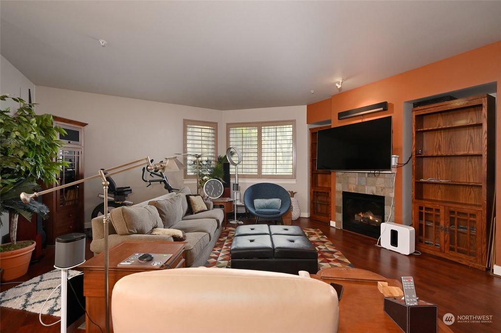 Photo of 15730 116th Avenue NE #101, Bothell, WA 98011 (MLS # 2244276)