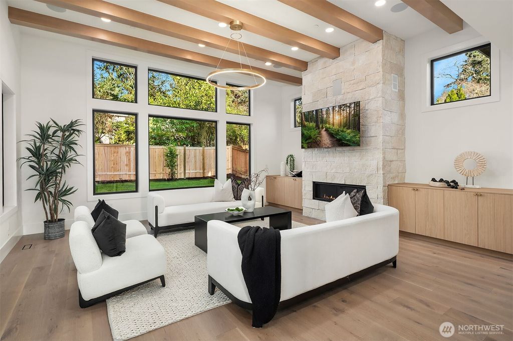 Photo of 612 11th Avenue, Kirkland, WA 98033 (MLS # 2468285)