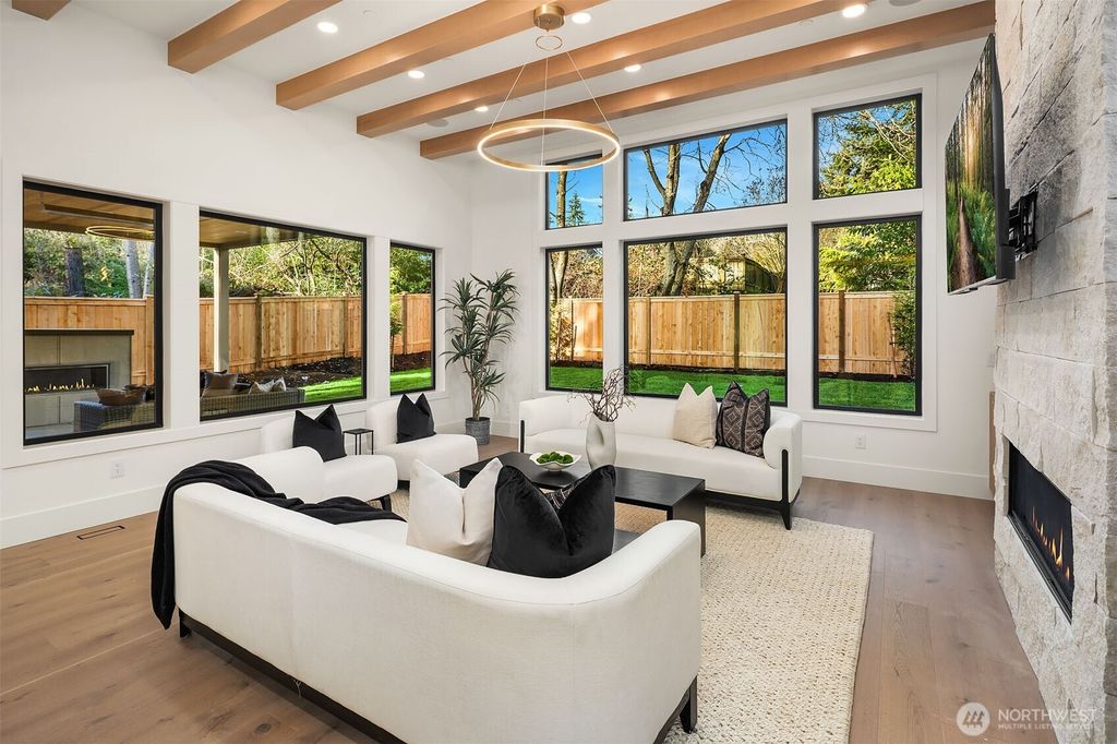 Photo of 612 11th Avenue, Kirkland, WA 98033 (MLS # 2468285)