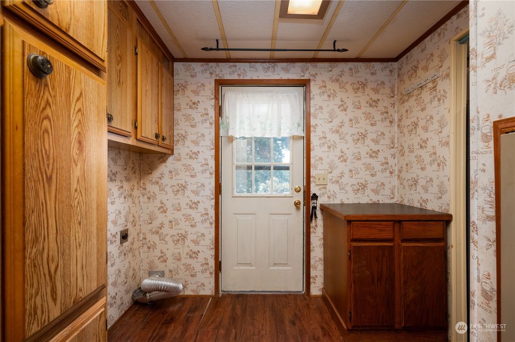 listing image 9368110219601019484