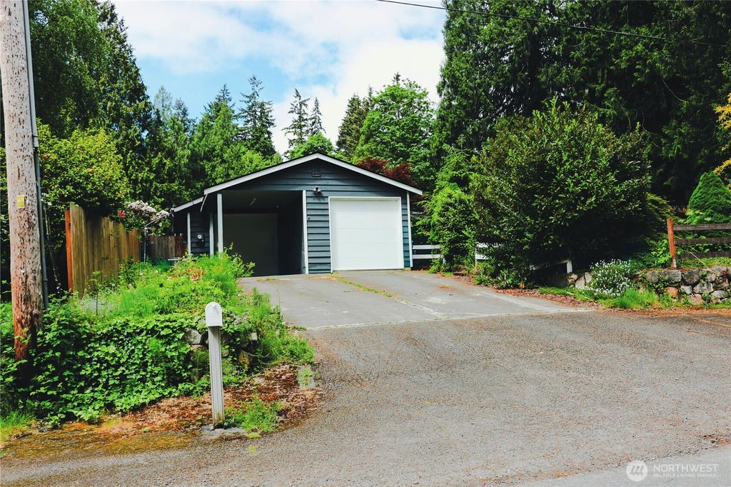 Photo of 14717 206th Avenue SE, Renton, WA 98059 (MLS # 2521268)