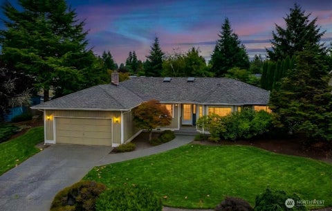 Photo of 21527 26th Avenue W, Brier, WA 98036 (MLS # 2594330)