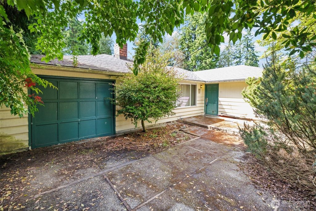 Photo of 4335 150th Avenue SE, Bellevue, WA 98006 (MLS # 2385024)