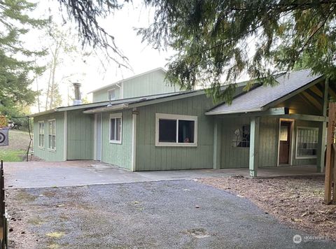 2122 Spirit Lake Highway, Castle Rock, WA 98611 - MLS#: 2235559