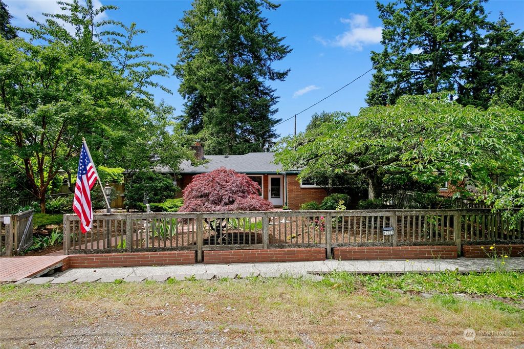 Photo of 12721 4th Avenue NW, Seattle, WA 98177 (MLS # 2246779)