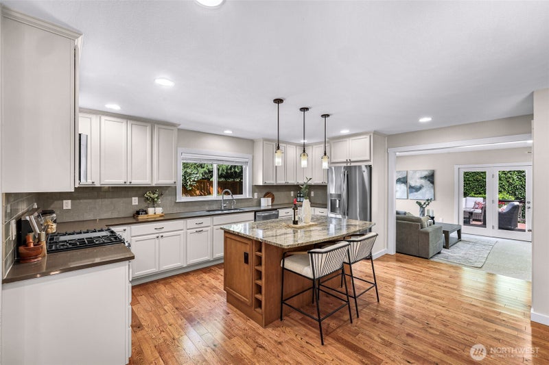 24124 NE 6th Place