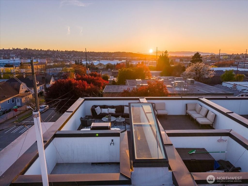 Photo of 4354 6th Avenue NW, Seattle, WA 98107 (MLS # 2496887)