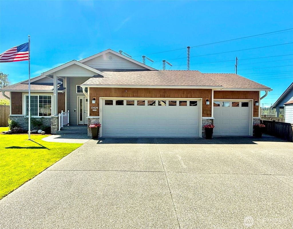 Photo of 15624 42nd Drive SE, Bothell, WA 98012 (MLS # 2504057)