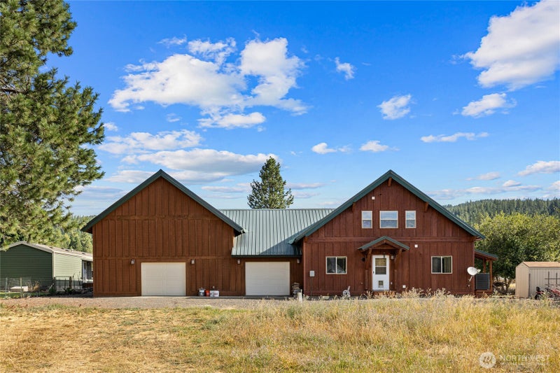 160 Ronald Ridge Drive