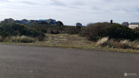 1419 N Jetty Avenue SW Ocean Shores WA 98569