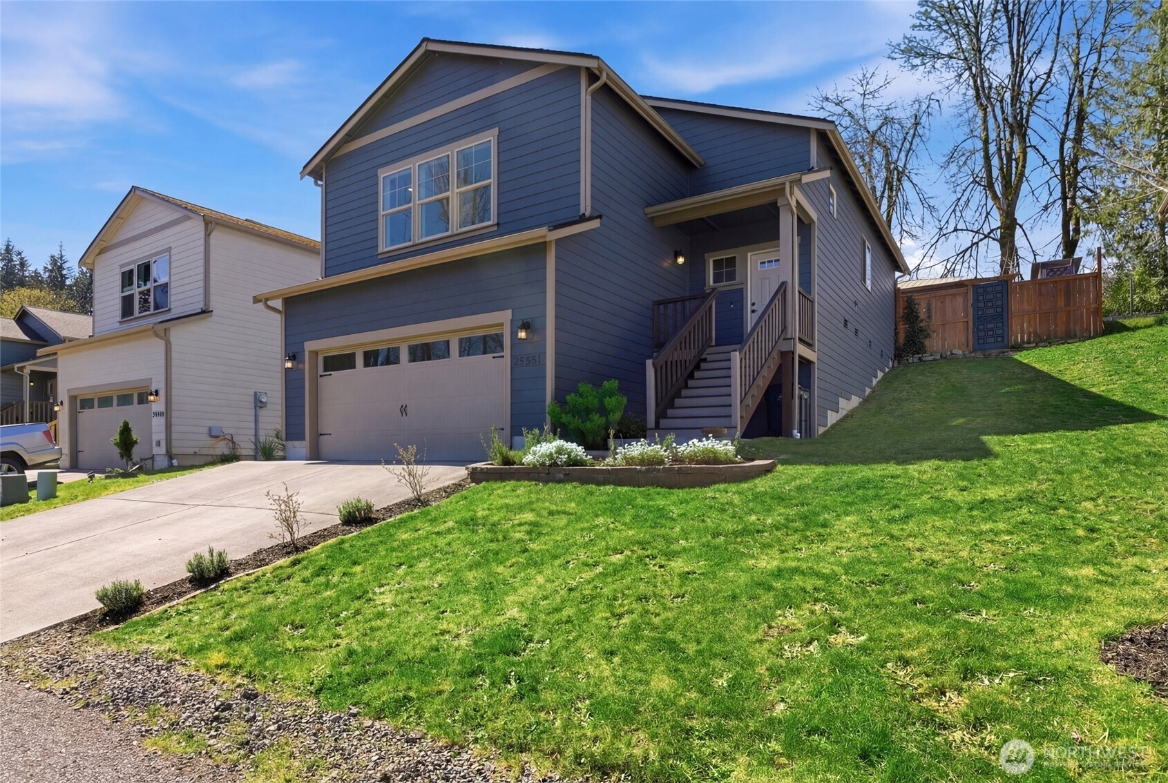 25681 NE School House Place