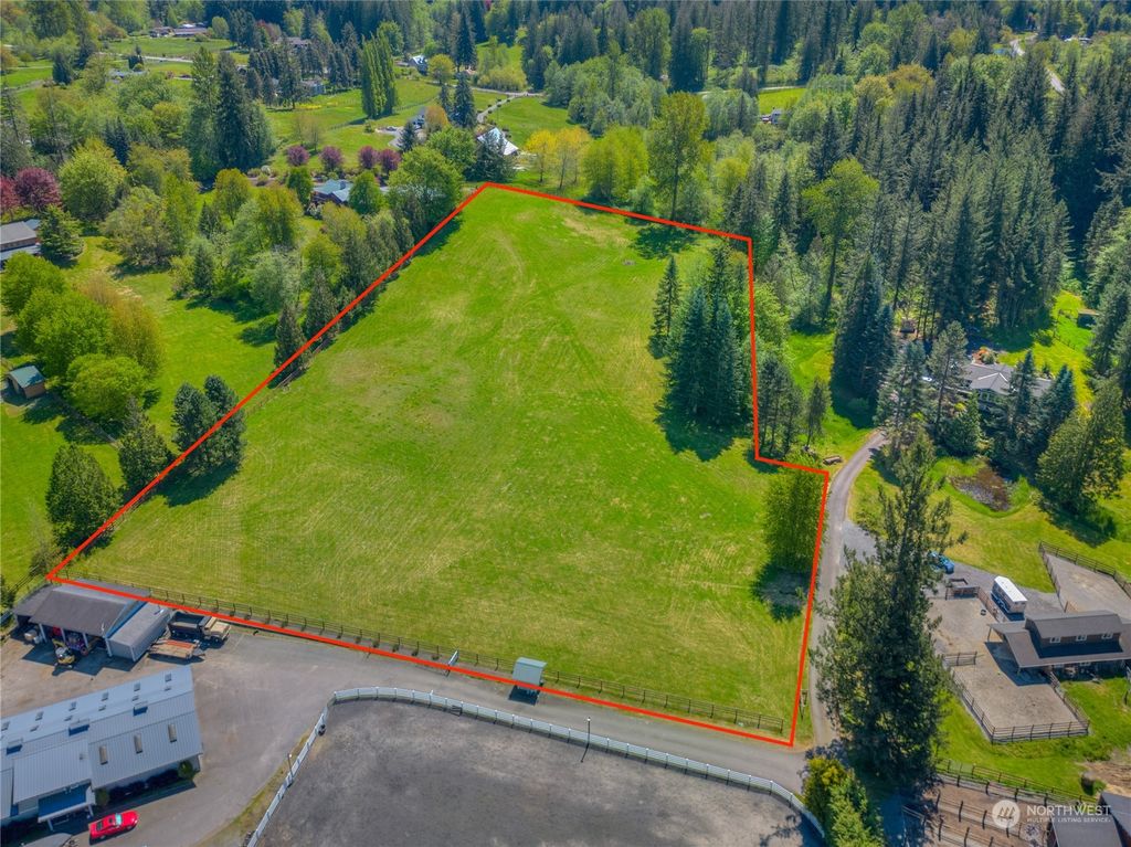 Photo of 284 xx SE 204th Street, Maple Valley, WA 98038 (MLS # 2235919)