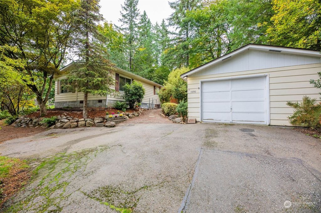 Photo of 11050 E Lake Joy Drive NE, Carnation, WA 98014 (MLS # 2170350)
