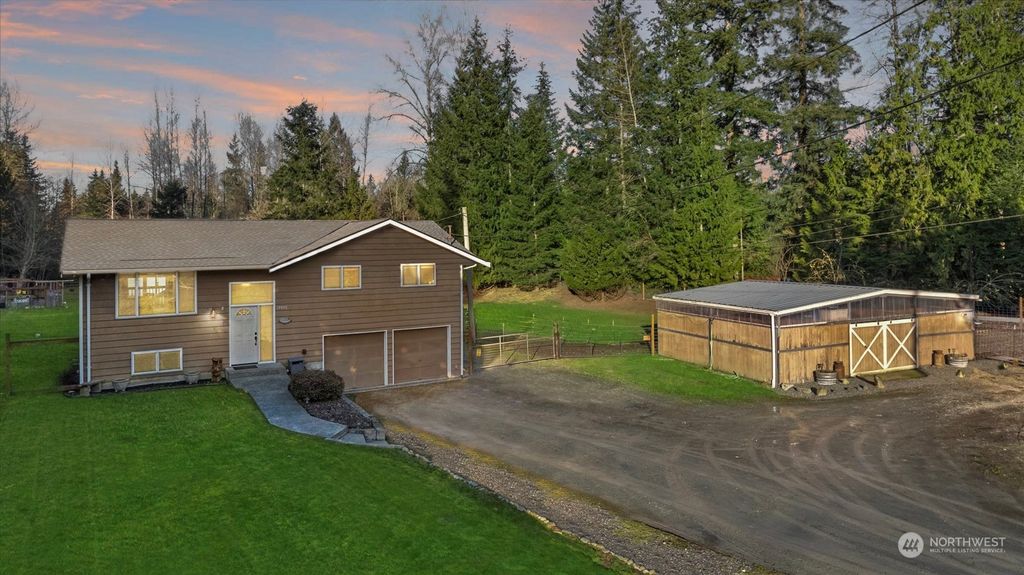 Photo of 13925 Dubuque Road, Snohomish, WA 98290 (MLS # 2317772)