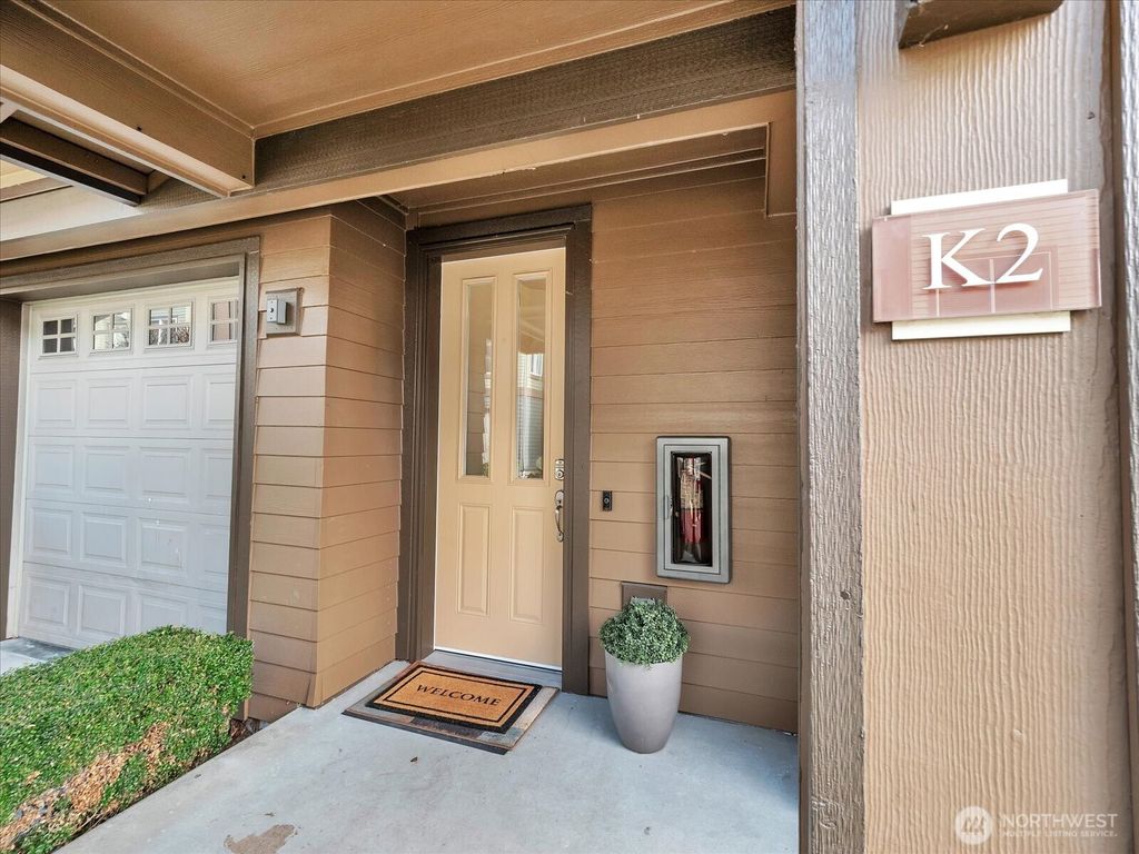 Photo of 2115 201st Place SE #K2, Bothell, WA 98012 (MLS # 2482886)