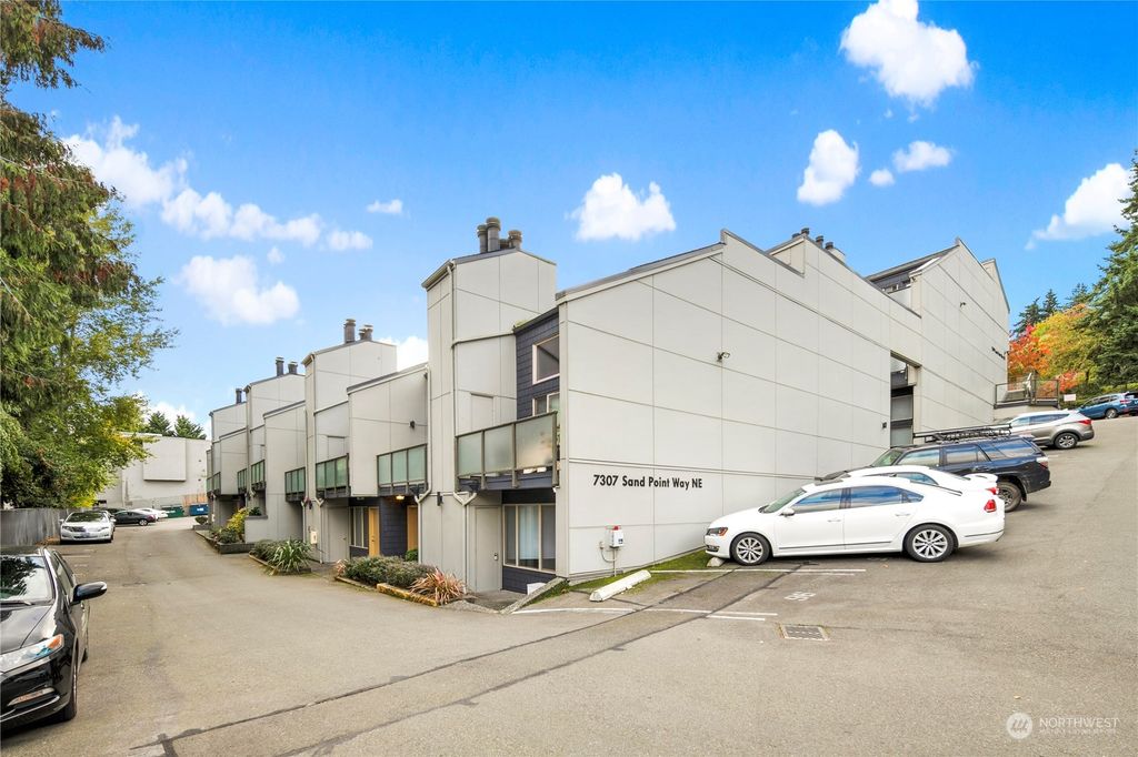 Photo of 7307 Sand Point Way NE #B618, Seattle, WA 98115 (MLS # 2173485)