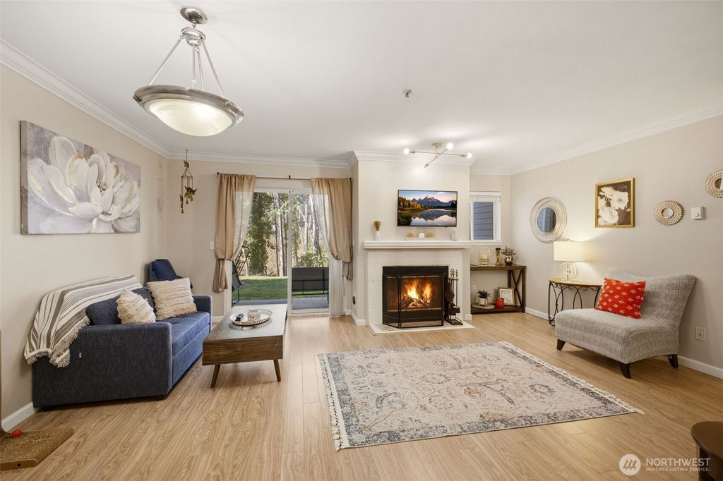 Photo of 33020 10th Avenue SW #E102, Federal Way, WA 98023 (MLS # 2505013)