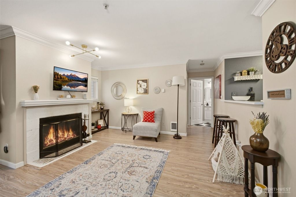 Photo of 33020 10th Avenue SW #E102, Federal Way, WA 98023 (MLS # 2505013)