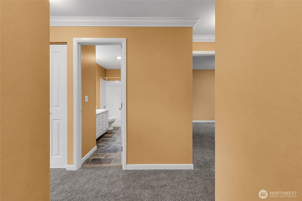 Photo of 31500 33rd Place SW #Q204, Federal Way, WA 98023 (MLS # 2365629)
