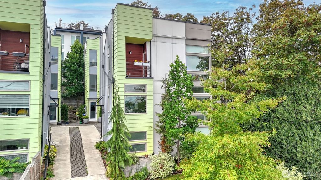 Photo of 1327 15th Avenue S, Seattle, WA 98144 (MLS # 2353912)