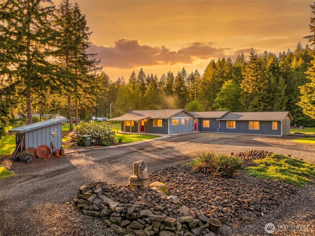 Photo of 6146 Waldrick Place SE, Tenino, WA 98589 (MLS # 2524607)