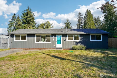 Photo of 30628 2nd Avenue SW, Federal Way, WA 98023 (MLS # 2589405)