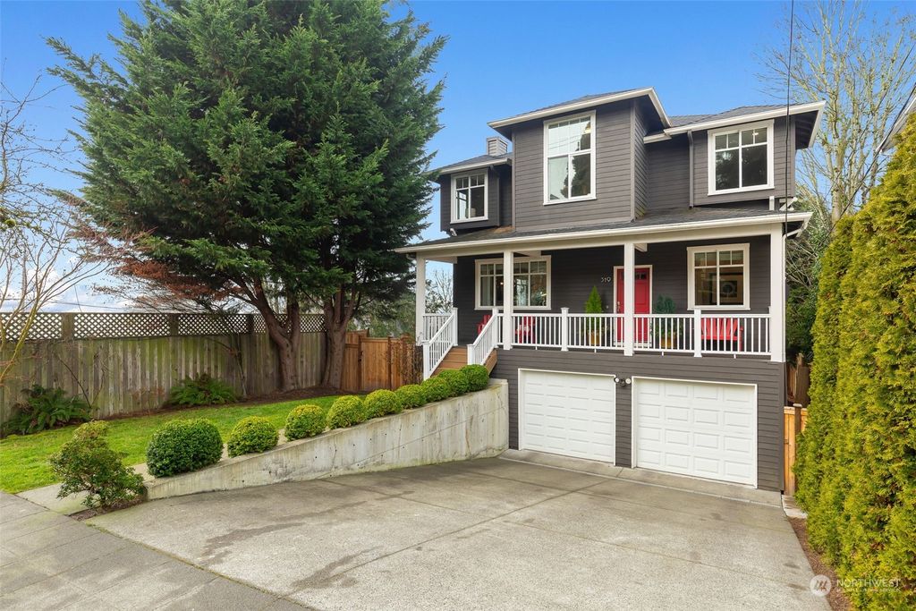 Photo of 319 29th Avenue S, Seattle, WA 98144 (MLS # 2327815)
