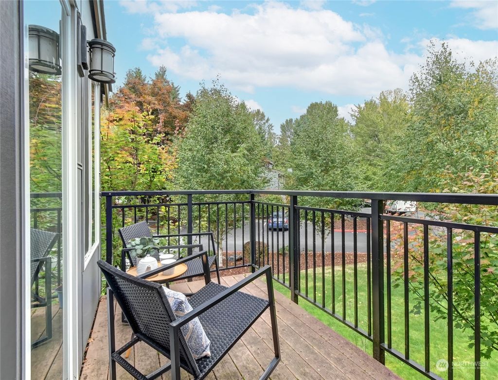 Photo of 10831 NE 147th Lane #R206, Bothell, WA 98011 (MLS # 2167834)