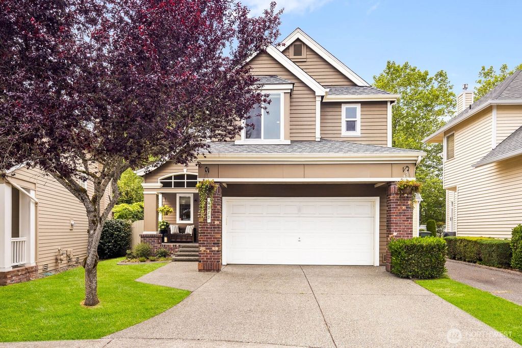 Photo of 4213 249th Court SE, Sammamish, WA 98029 (MLS # 2389595)