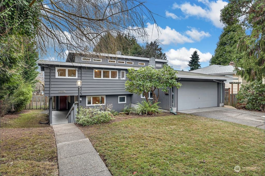 Photo of 4039 NE 57th Street, Seattle, WA 98105 (MLS # 2025312)