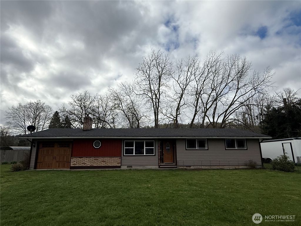 Photo of 199 State Route 122, Mossyrock, WA 98564 (MLS # 2516185)