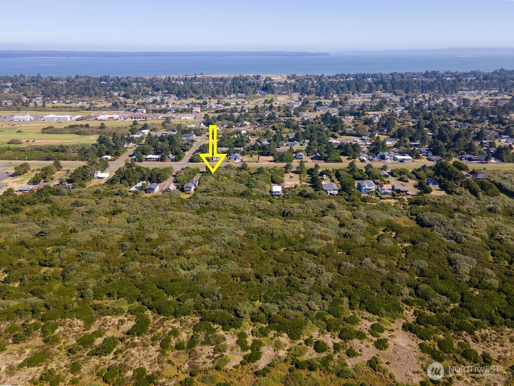 557 Ocean Shores Boulevard NW