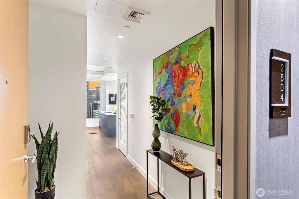 Photo of 2510 6th Avenue #2504, Seattle, WA 98121 (MLS # 2463861)