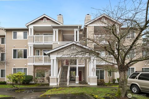 Photo of 15300 112th Avenue NE #C304, Bothell, WA 98011 (MLS # 2474844)