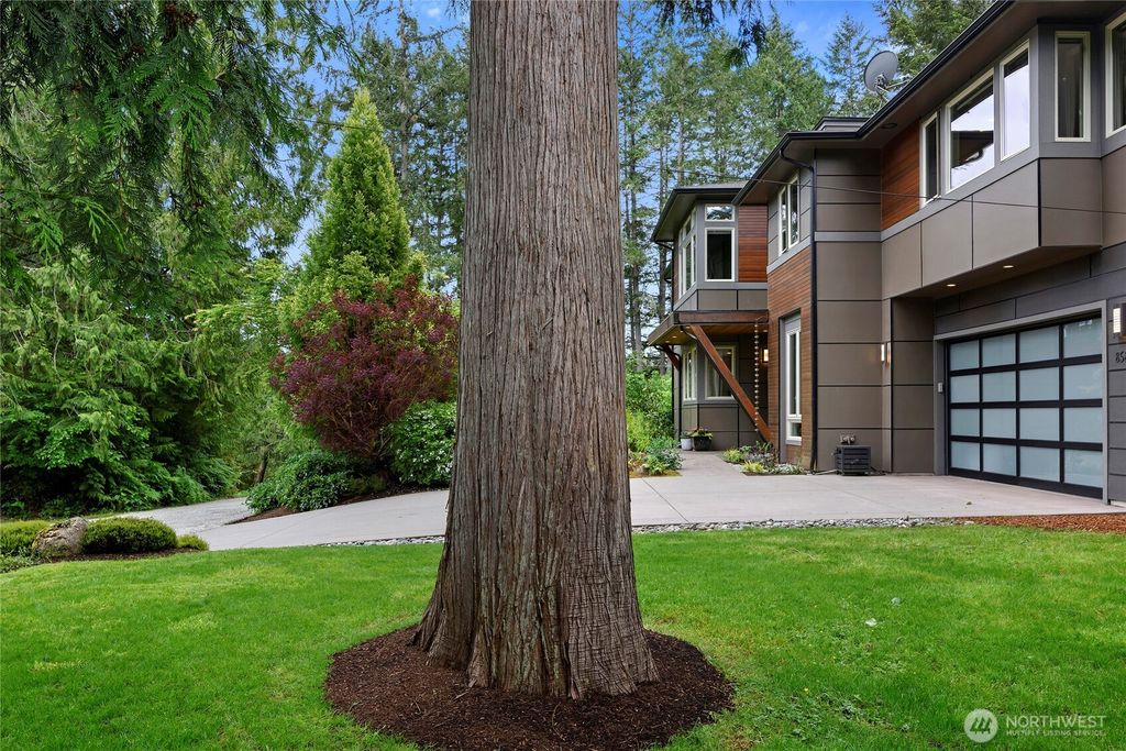 Photo of 8587 Springridge Road NE, Bainbridge Island, WA 98110 (MLS # 2514000)