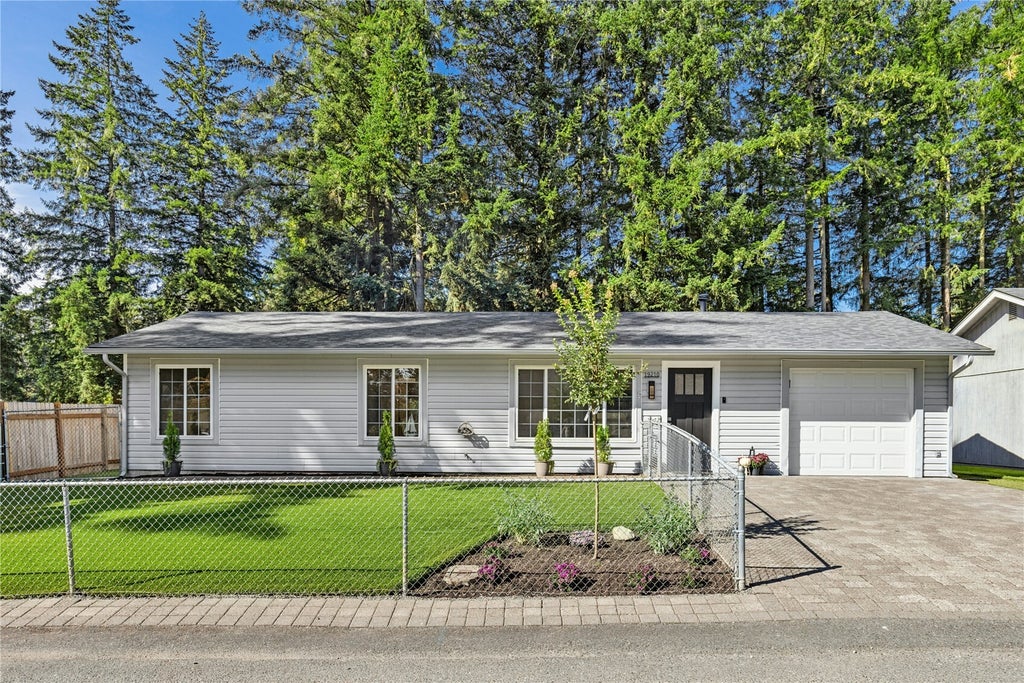 Photo of 19210 SE 268th St ST, Covington, WA 98042 (MLS # 2595118)