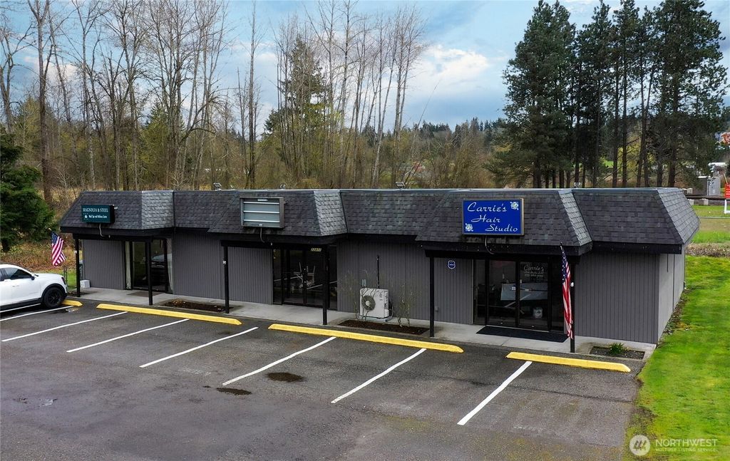 Photo of 22811 Meridian Avenue E, Graham, WA 98338 (MLS # 2538482)