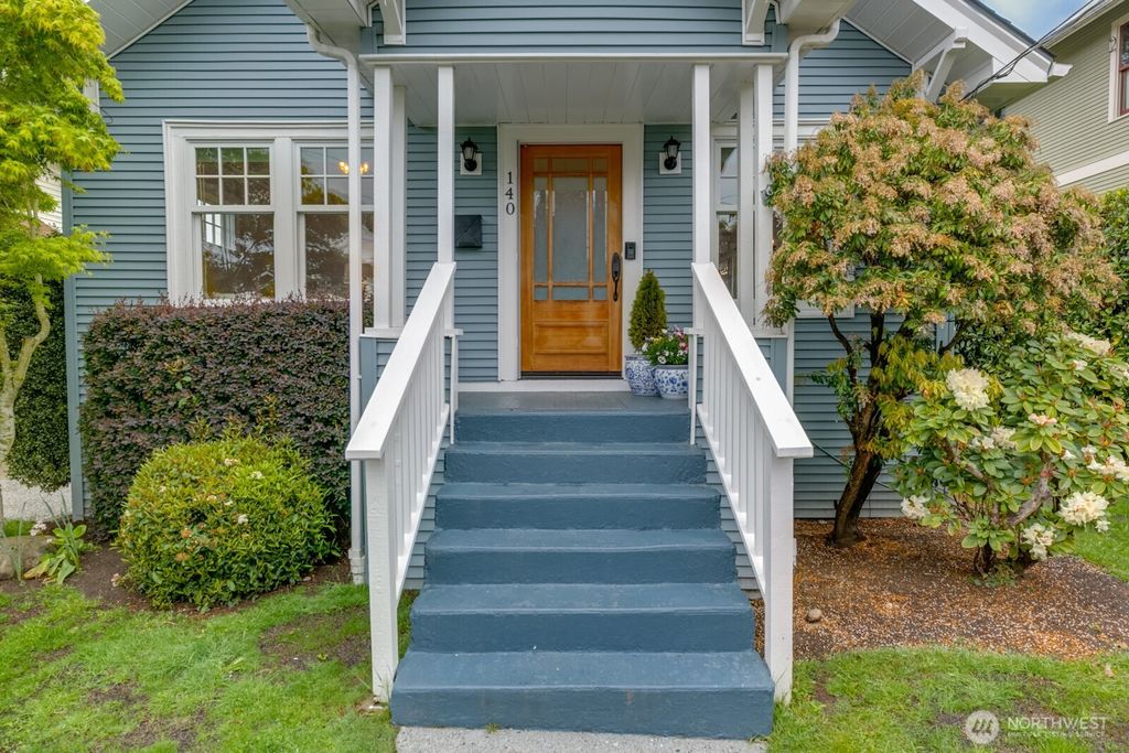 Photo of 140 NW 78th Street, Seattle, WA 98117 (MLS # 2512438)