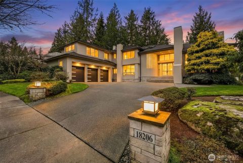 Photo of 18206 NW Montreux Drive, Issaquah, WA 98027 (MLS # 2506150)