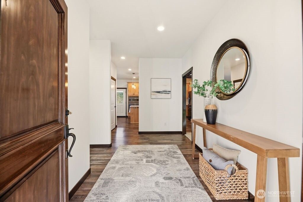 Photo of 21215 61st Place SE, Snohomish, WA 98920 (MLS # 2471364)