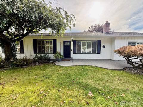 Photo of 6963 Steelhead Lane, Burlington, WA 98233 (MLS # 2445605)