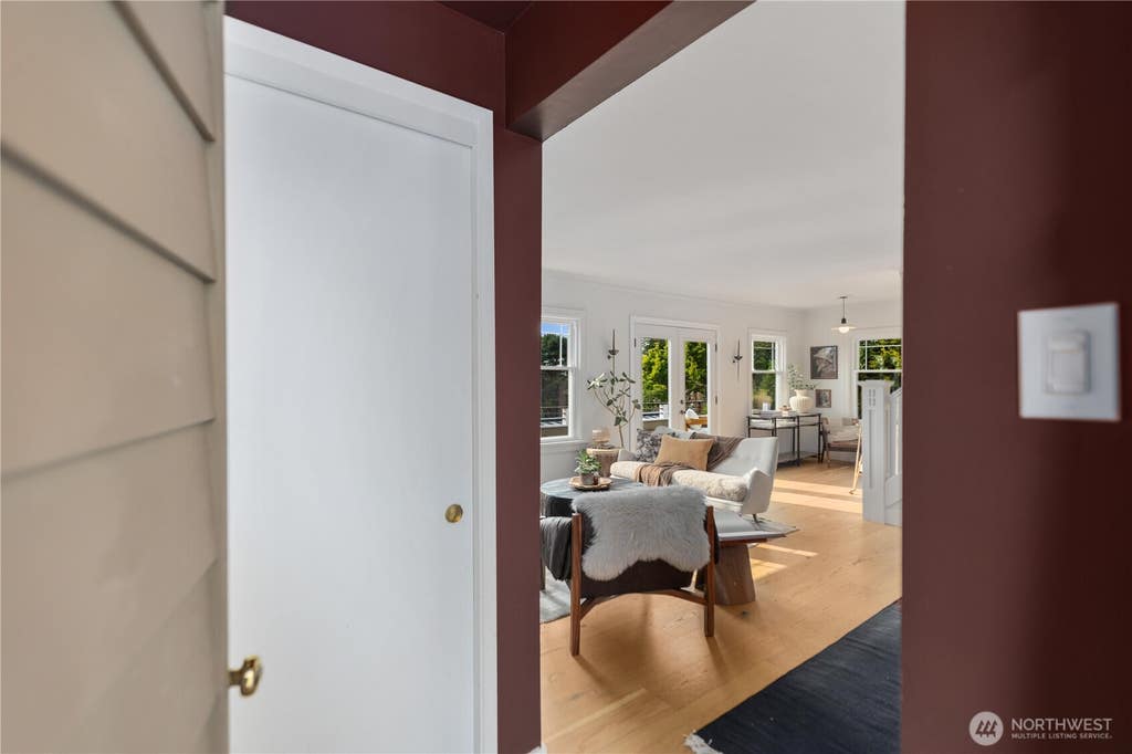 Photo of 616 NW 122nd Street, Seattle, WA 98177 (MLS # 2567261)