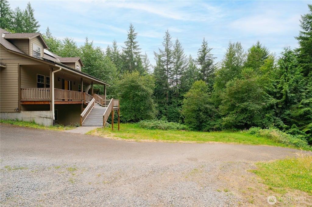 Photo of 20905 NE 249th Avenue, Battle Ground, WA 98604 (MLS # 2547916)