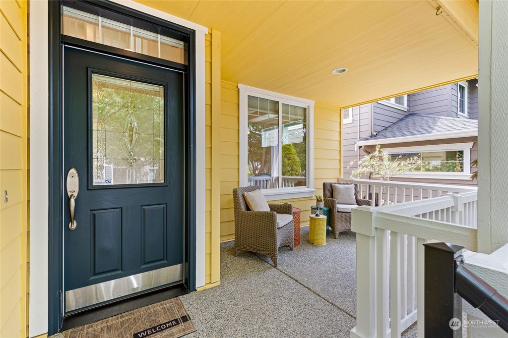 Photo of 2987 NE Marquette Way, Issaquah, WA 98029 (MLS # 2264558)