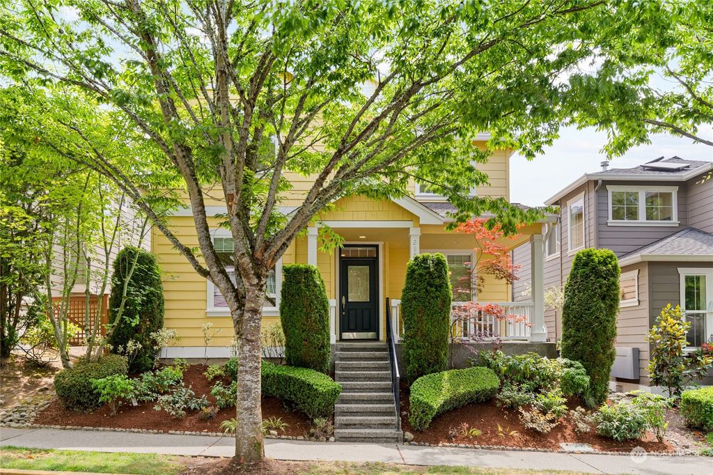 Photo of 2987 NE Marquette Way, Issaquah, WA 98029 (MLS # 2264558)