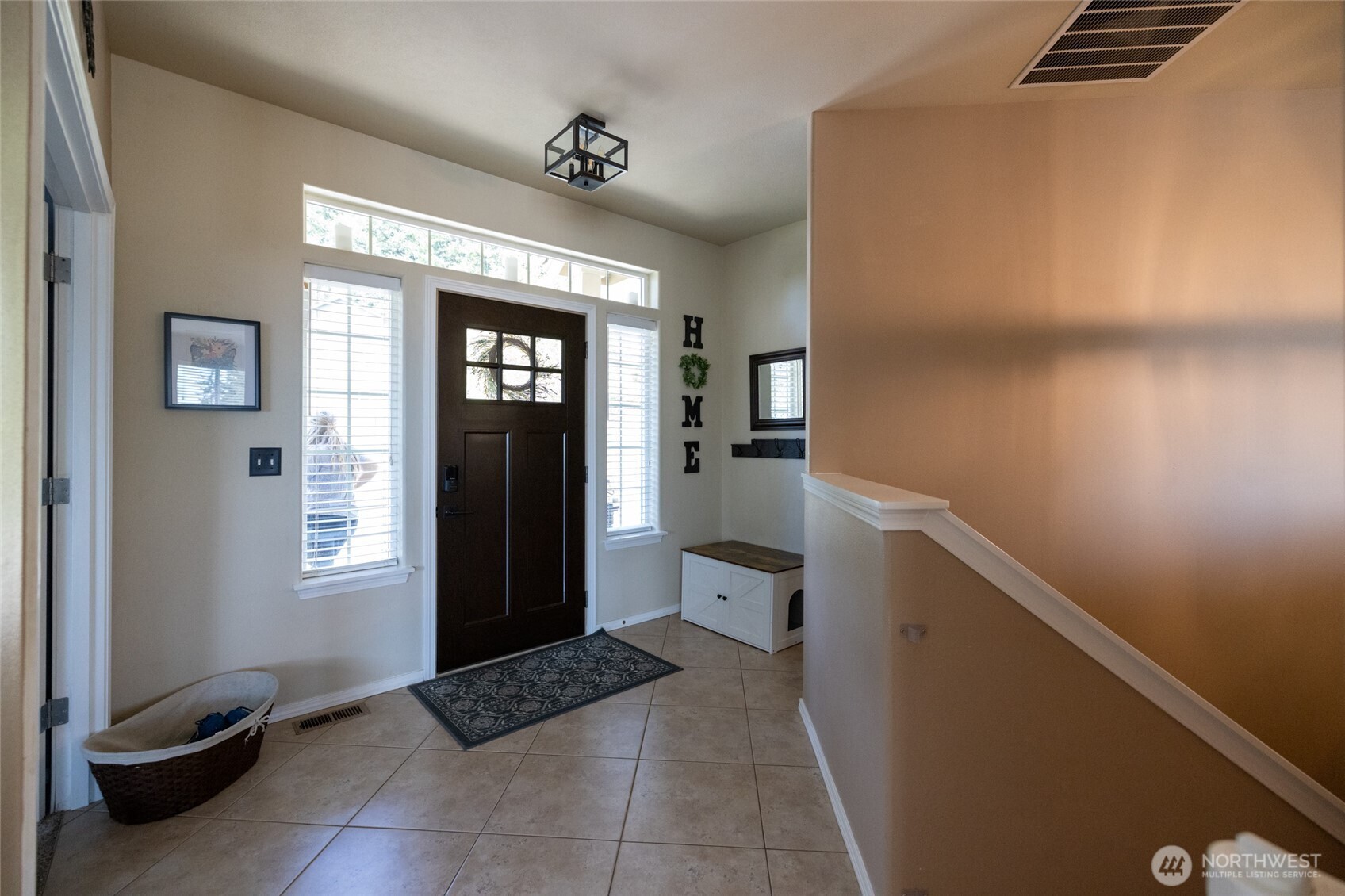 1895 SE Maple Drive