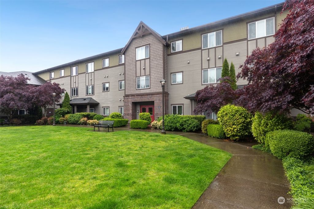 Photo of 973 NE Ingram Street #A106, Issaquah, WA 98029 (MLS # 2242553)