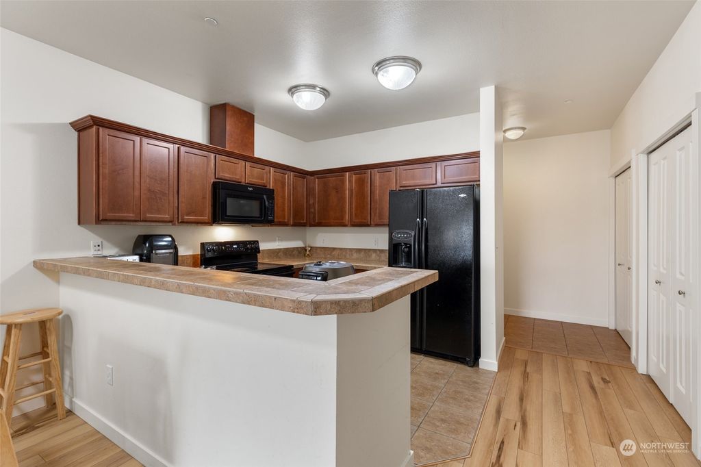 Photo of 973 NE Ingram Street #A106, Issaquah, WA 98029 (MLS # 2242553)
