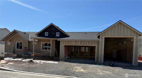 Photo of 630 S Juli Avenue, East Wenatchee, WA 98802 (MLS # 2502840)