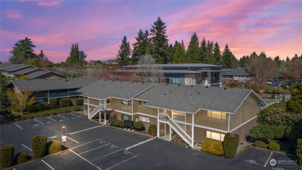 Photo of 14110 SE 17th Place #D5, Bellevue, WA 98007 (MLS # 2218704)